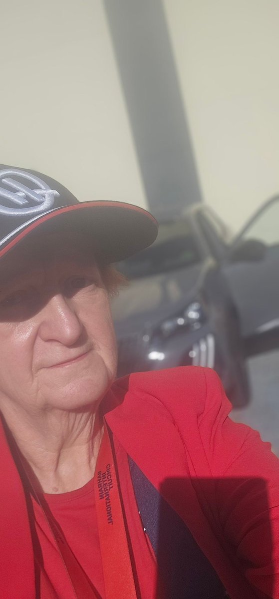 haremach's tweet photo. History being made at my first Barcelona GP. @LewisHamilton wins I was at Silverstone working in 2024.......always believe in you Lewis.
First all British podium since 1968 years....thought for the day I was 7!
@Blonde_Nutter @romy @RobLMyers @LisandarrenK @Sareyware https://t.co/UXppeXXuqq