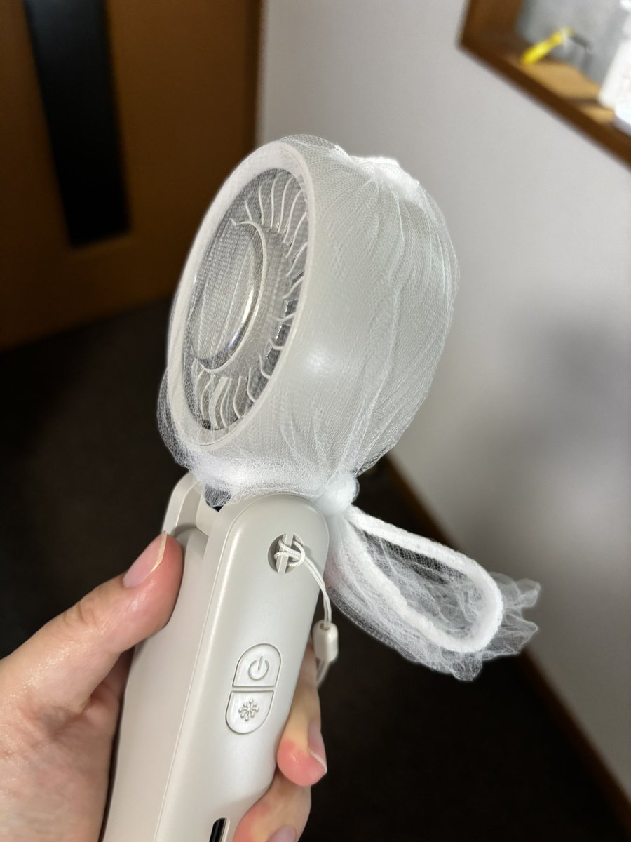 iko003232's tweet photo. ハンディファンに幼児の髪の毛絡まってびびったので排水溝ネットかけた
髪の毛ちょっと切ったけど幼児が全然気にしてなかったのが救い😭 https://t.co/9sVNVHZhi1