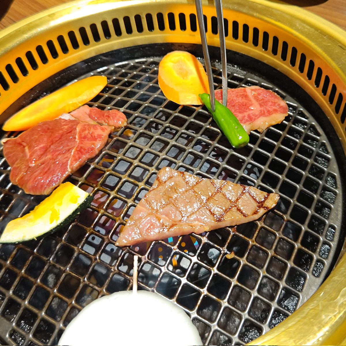 a_biker's tweet photo. 高山 丸明で飛騨牛じゅうじゅう😋 https://t.co/Ia1KAKxWSu