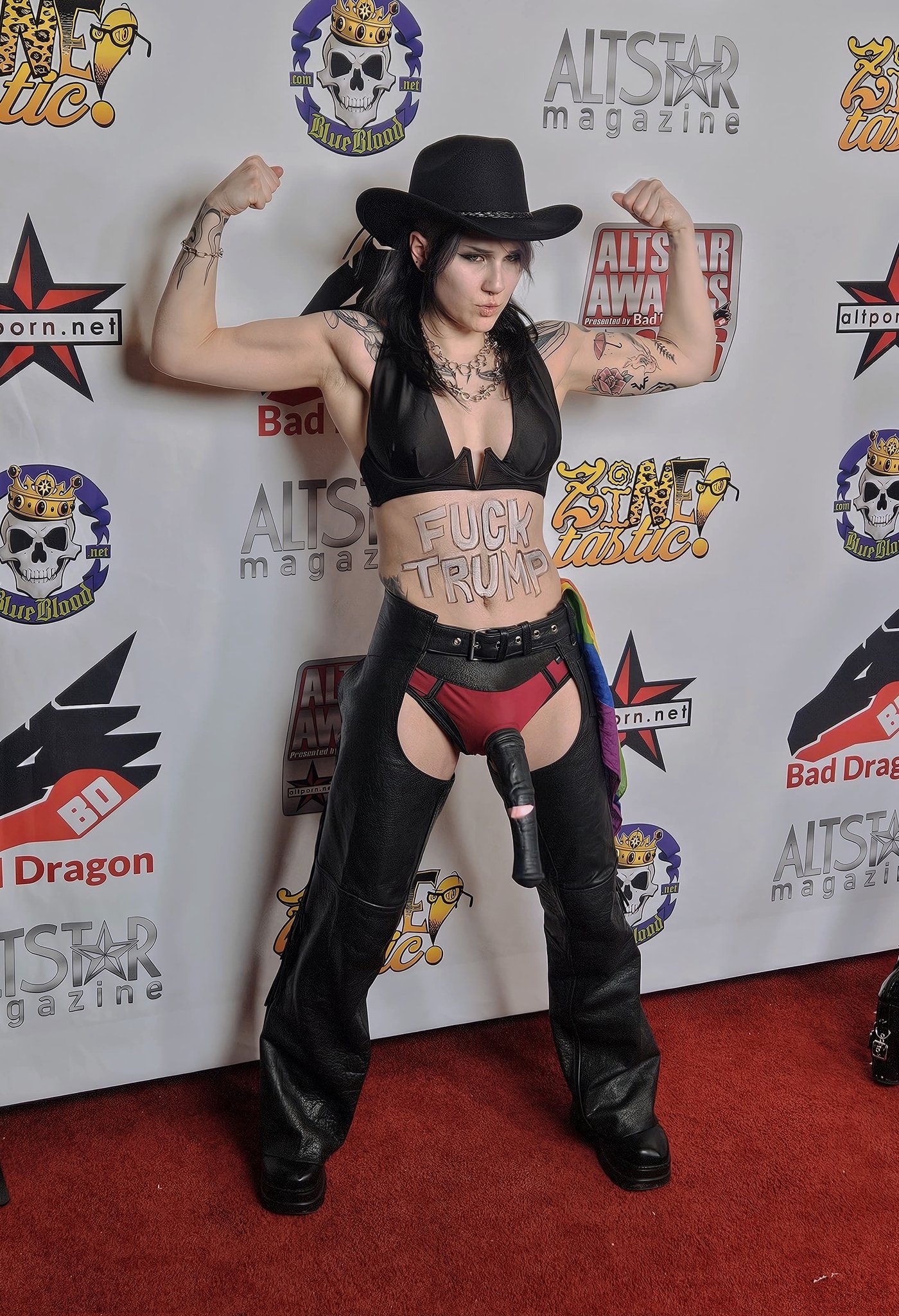 1 pic. Think I'll win Best Punk Cam? 🤔 @AltPornNet https://t.co/49pf2azRSo