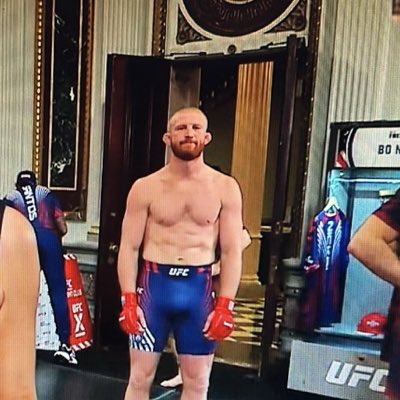 lanvexity's tweet photo. #NewProfilePic @NoBickal what was going through your mind when this pic was taken goat 😭 https://t.co/Nj2VVXcOcL