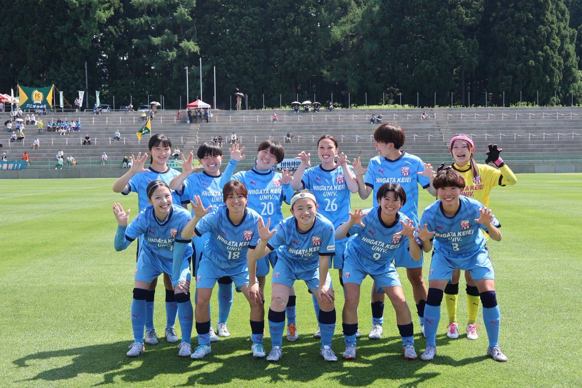 keiei_ladies's tweet photo. 【試合結果】

🏆北信越女子サッカーリーグ第7節
🗓️2026年6月13日(土)14:00k/o
🆚FC越後妻有
📍当間多目的グラウンド

前半 3-0
後半 3-0
total 6-0
得点者 #吉原かな ×2 #松﨑瑞穂 #石川実優 #佐藤優良々 ×2

#新潟経営大学
#新潟経営大学女子サッカー部 https://t.co/FdevMvyqWd