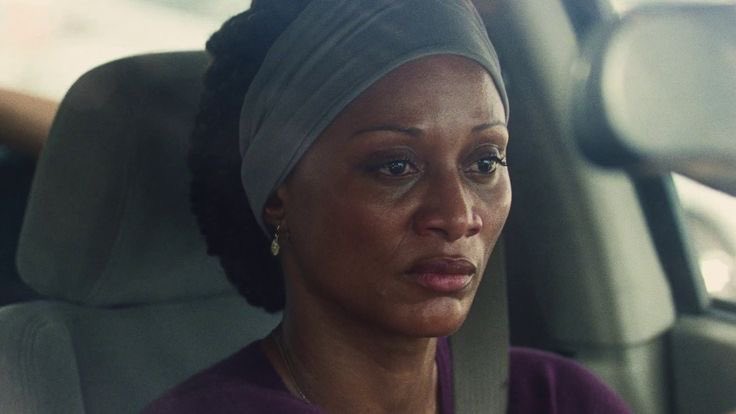 lorxell's tweet photo. instead of kitty’s ass we should have gotten Leslie’s reaction to Rue’s death https://t.co/3z8o0piZcL