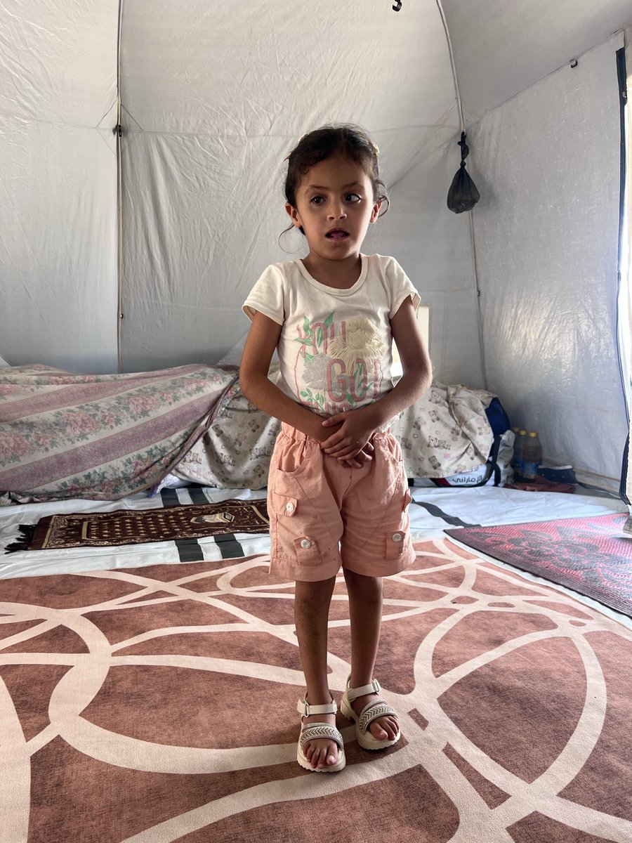 bwd58340036's tweet photo. Sila suffers from a genetic disorder that has significantly impacted her growth and development. As a result, her physical development has been severely affected, and she requires regular medical checkups, rehabilitation programs, and ongoing healthcare. https://t.co/4M1TJzph1O https://t.co/3eyDDbg6Ll