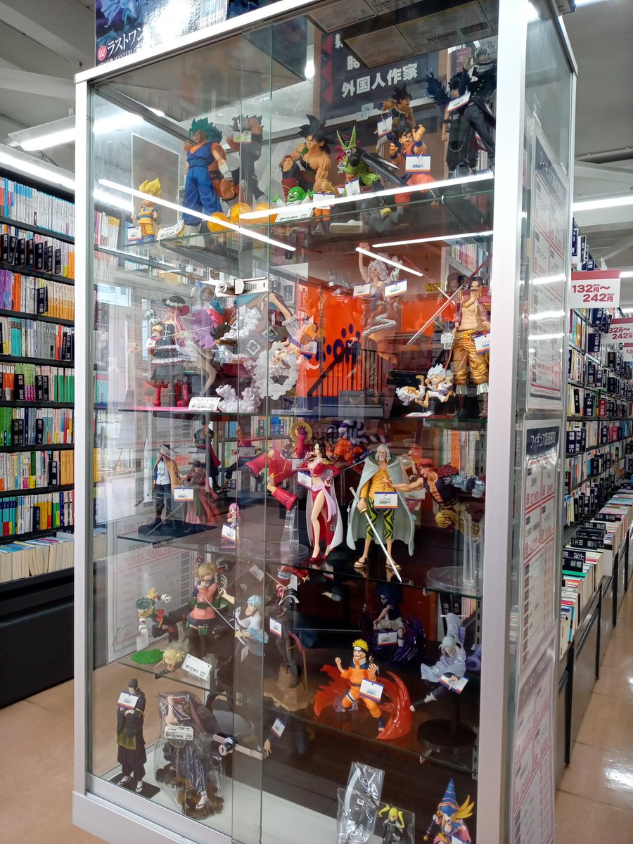ブックオフより 大仁店では、開封済みフィギュアの買取を行っており