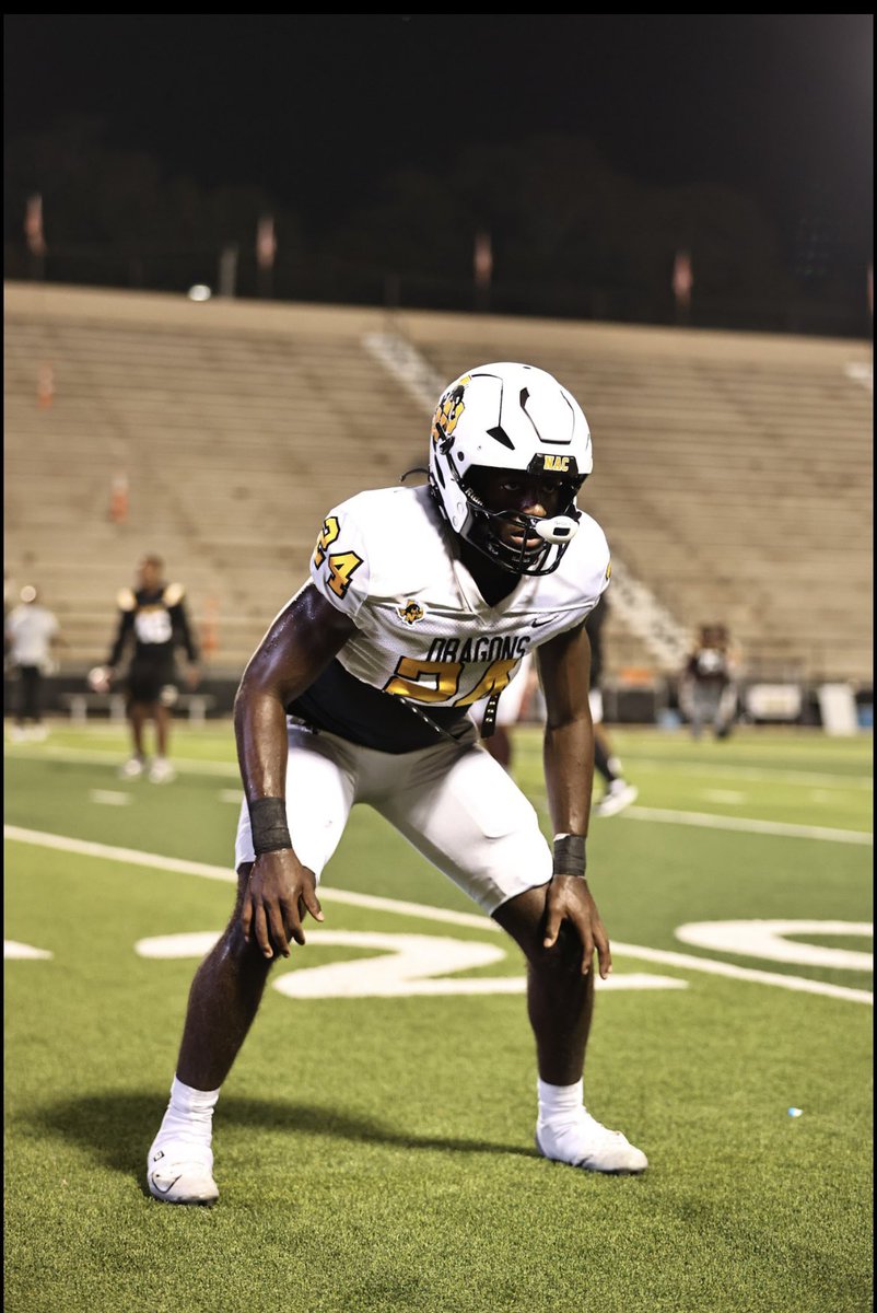 BraylonHorton_'s tweet photo. I’m one of them ones‼️ I have the verified speed and film against the best teams in my district. You genuinely can’t find this time of combo anywhere else💎💎💎
@Coach_Miley @StrickCoach @Emmanue43413637 @TRILLDB @CoachIngramECU @CoachTCaheeII @CoachFaske

https://t.co/xlXh83wDkN https://t.co/YzFhhNfEzA