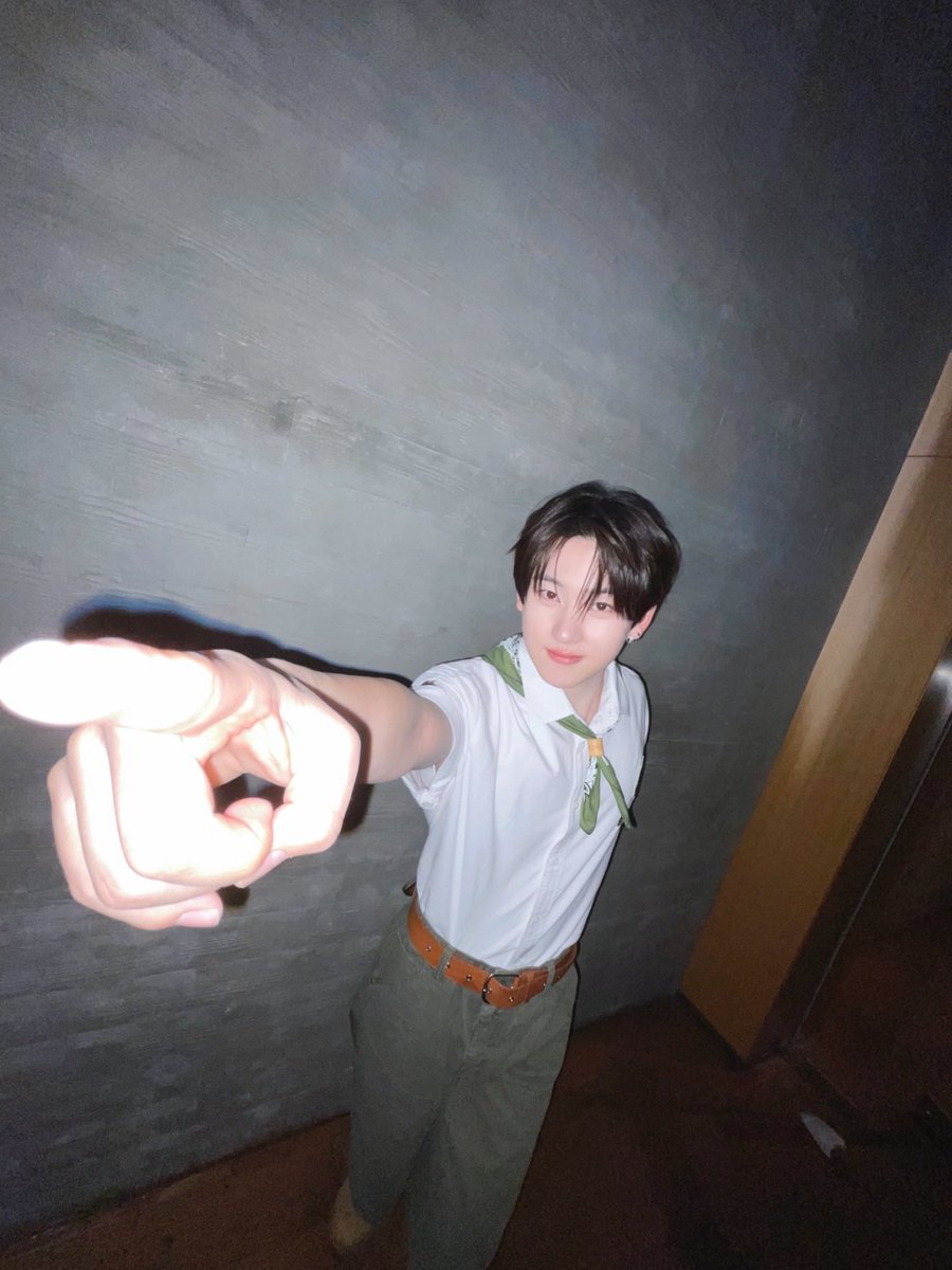 mandoo92o's tweet photo. ✨️ 2026년 6월 15일 월요일 ✨️

1위 위플립

오늘은 하려던 일을 도전하세요. 됩니다.

🍀 계훈이 사진 보기 https://t.co/RlCBAHxwAf