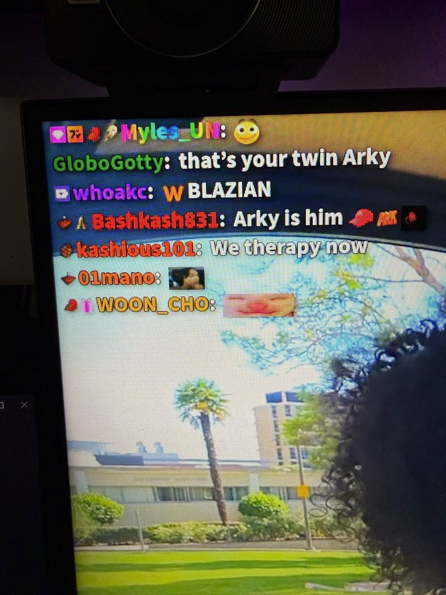 BLAZlAN's tweet photo. Arky came onto my show https://t.co/GjOe1YwOht