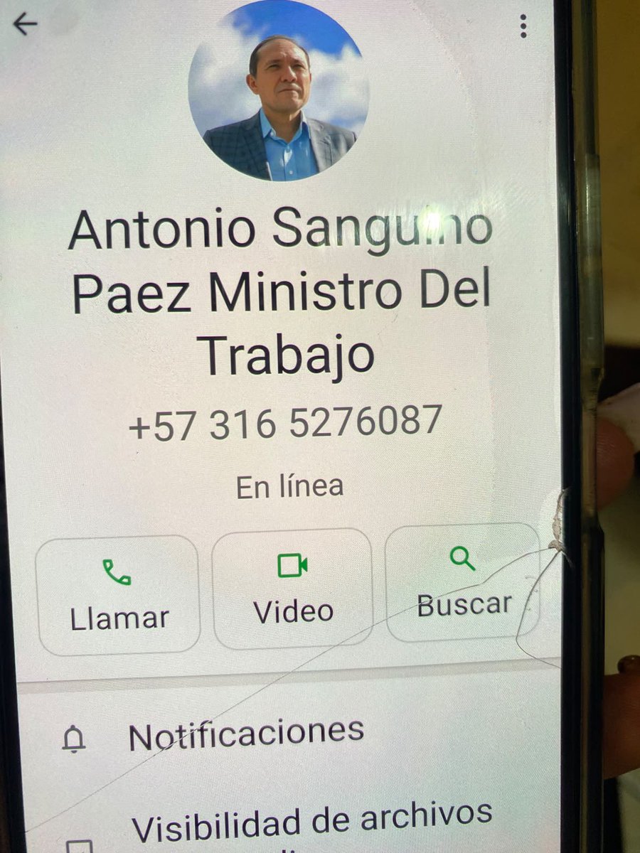 AntonioSanguino's tweet photo. A todos mis contactos les informo que delincuentes están usando este número falso con mis datos para intentar estafar con mensajes como el que aquí publico. Les ruego desestimar los mensajes y ayudarme a denunciarlos. https://t.co/QweZU0lrDa