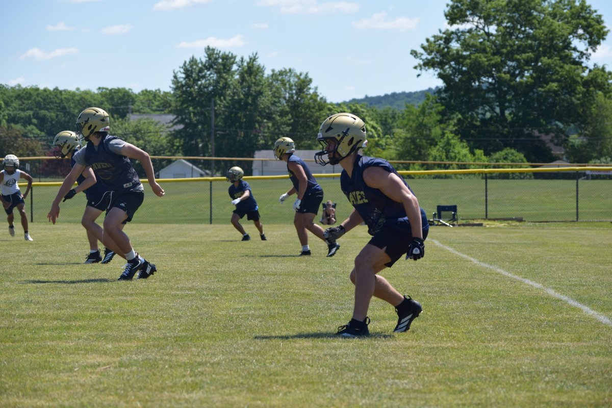 LehightonFB's tweet photo. https://t.co/PQE7z0WACN