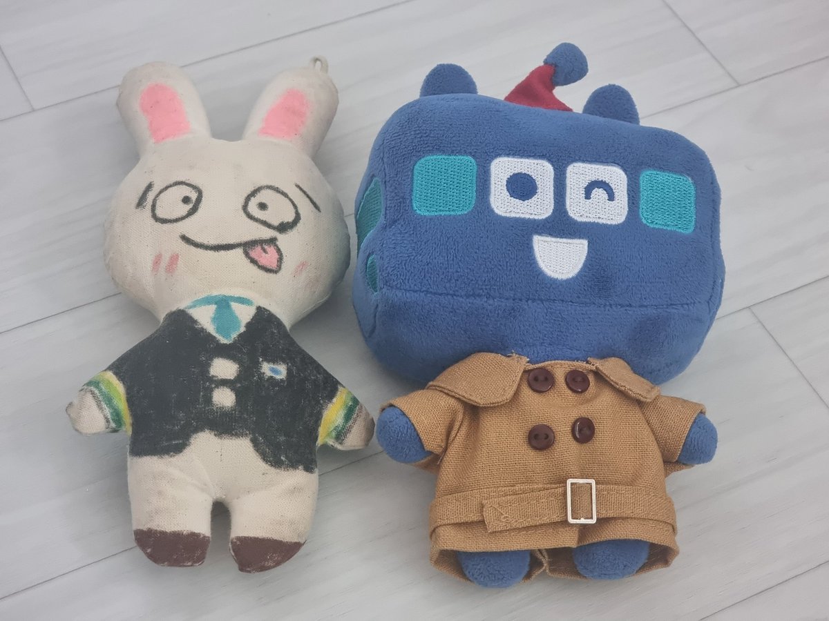 Rabbits_Railway's tweet photo. 오늘은 드디어 입대일이에요...!
잠시후면 인형친구들과 헤어질 시간이기도 해서 조금은 슬프네요...😢 https://t.co/5CISBvyTSy