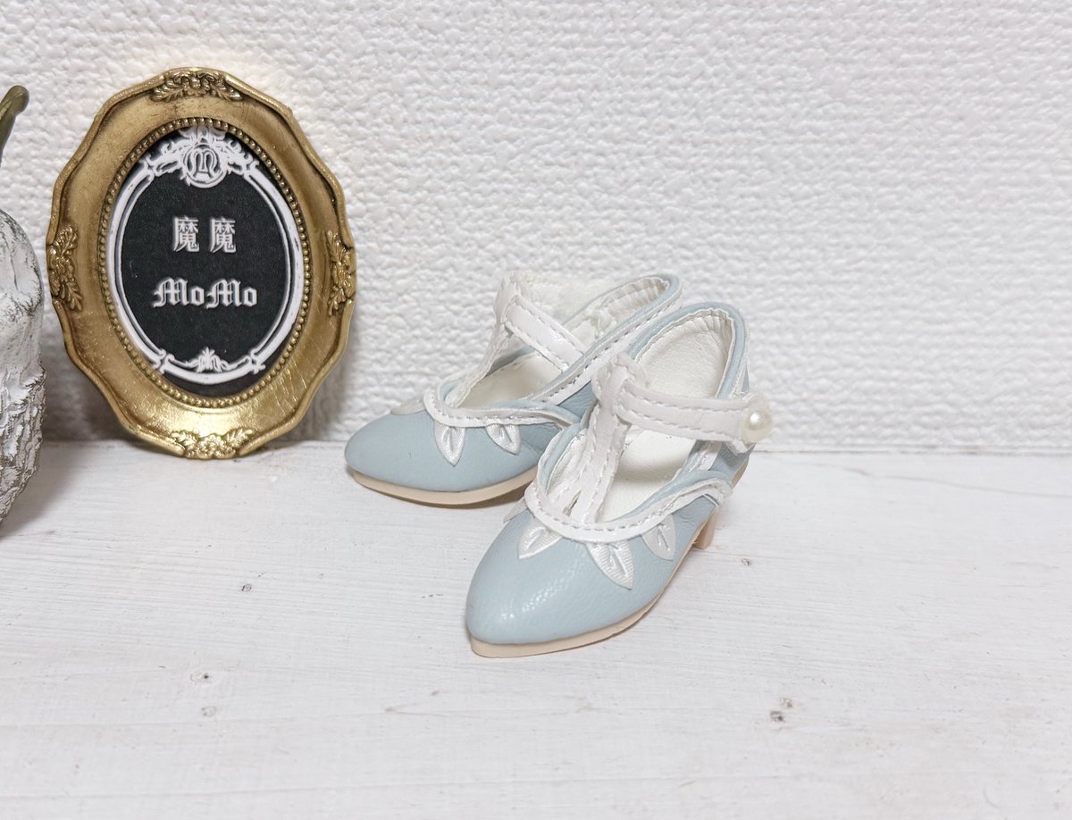 atelierdoll2007's tweet photo. MDD用ヒールシューズがヤフオクにリストアップ致しました。少しきつめなので、薄手のストッキングなら履けます。韓国ドールなど足が細めの子でしたら、ピッタリかも❗️サイズ的にご不安の方は次回京都ドルパの時、試着もできます。ぜひ会場で確かめてくださいませ❤️サンプルの子はMDDです。 https://t.co/E8Op2vpxd1