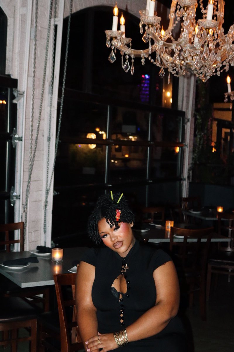 _queenjourney's tweet photo. MINGZ 2U 🖤 https://t.co/SJyuYnXBva