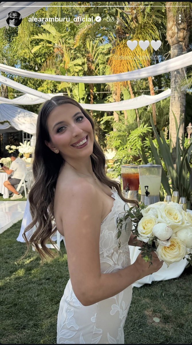 florlvsale's tweet photo. ALEJANDRO PUDO IR A LA BODA DE SU HERMANA DIOS SOY LAGRIMAS😭 ME PONE TAN FELIZ https://t.co/DtZ4Cf7t1S