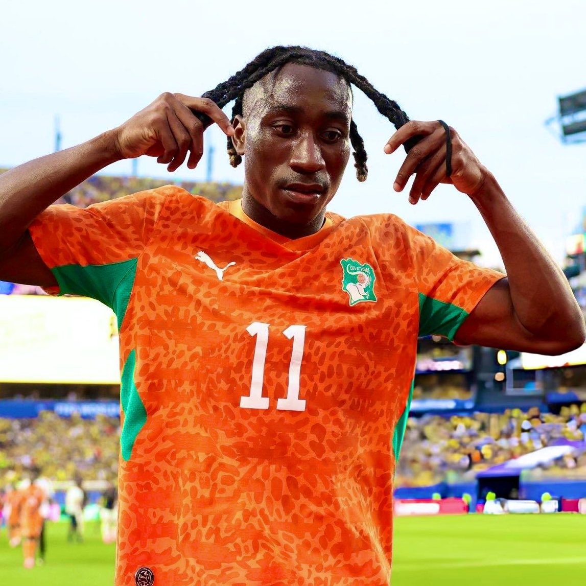 BundesInsider's tweet photo. 🇨🇮 YAN DIOMANDE vs. Equador:

• 2 chutes
• 1 grande chances criada
• 5 passes decisivos
• 1/3 cruzamento certo
• 39/49 passes certos (80% de aprov.)
• 77 ações com a bola
• 4/6 dribles certos
• 2 faltas sofridas
• 25 conduções (11 progressivas)
• 2/5 desarmes ganhos
• 2 interceptações
• 3 recuperações de bola
• 11/15 duelos ganhos

• Nota Sofascore: 8.2 (maior da partida)

🪄💎