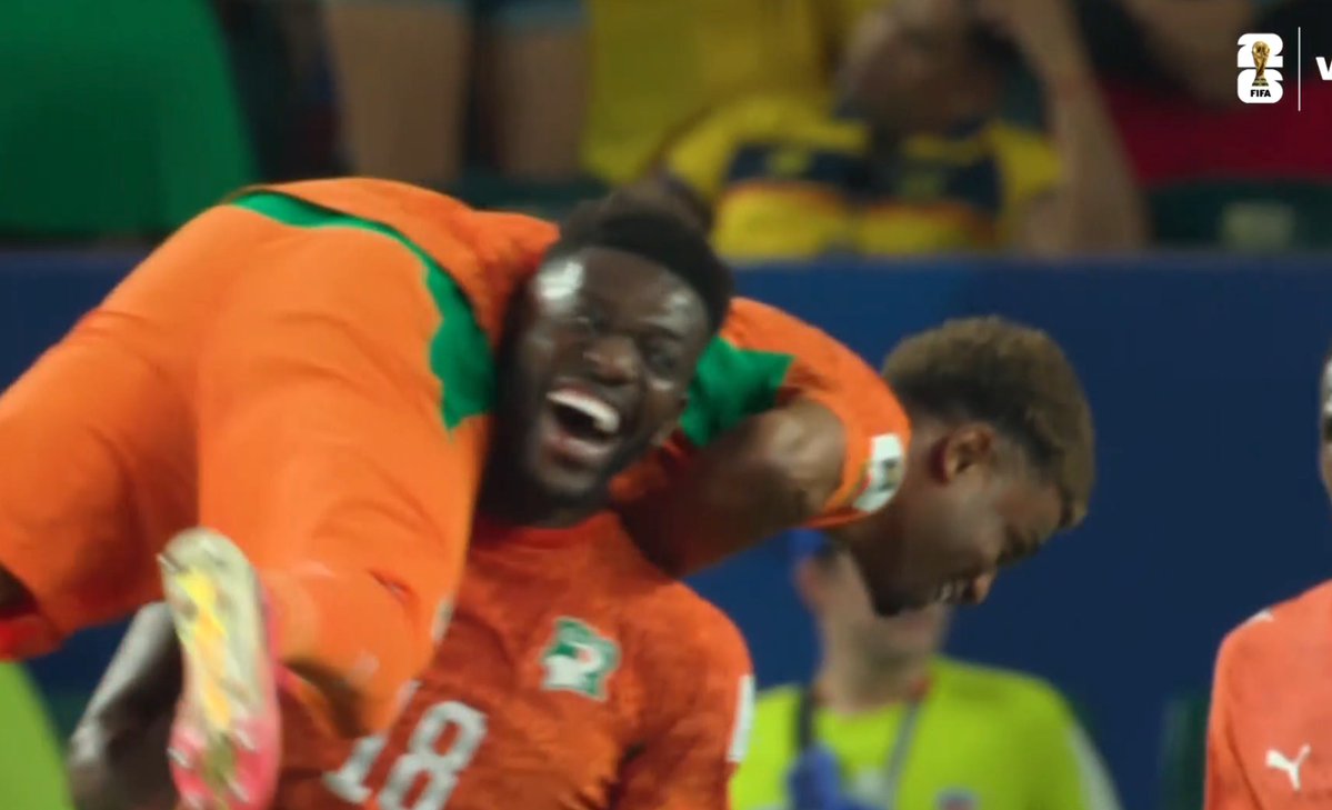 The Touchline | 𝐓 tweet media