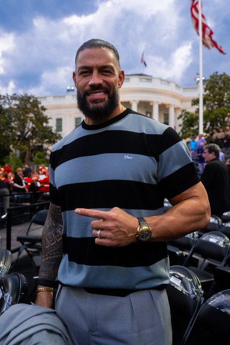 Cory_Hays407's tweet photo. World Heavyweight Champion Roman Reigns is in attendance for #UFCWhiteHouse https://t.co/7ttsqCVmJV