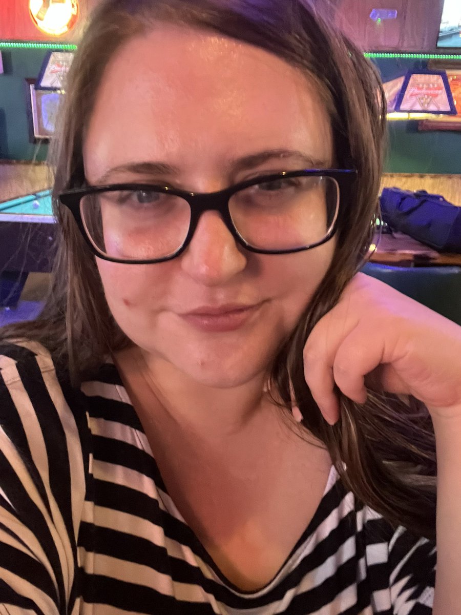 RedPilledWoman's tweet photo. Me with #nomakeup when I went to @TarponPointe with my momma.  

#SWFL #glasses https://t.co/vr2zfE5WYx