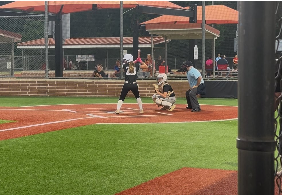 OliviaHager2325's tweet photo. Had a great camp to start off the weekend at the Bombers Southeast Invite in Oxford. Hit .429 on the weekend and threw some solid innings in the circle. Thank you to all the coaches who showed up this weekend. @hccsoftball @CoachMeeks_PRCC @CoLinSoftball @JC_BobcatsSB @MCCEaglesSB @MGCCCSoftball @WillHessSB @CoachRobParson @JC_CoachTDEW @GoChoctaws_SB @FuryWeeks @STJOEBRUINS @allaceathlete #SEI2026