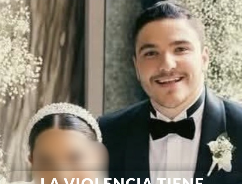 jorgegogdl's tweet photo. Liel Nasibi, fue el que en eastado de ebriedad le dijo "Te la voy a romper" al reportero que le reclamó que no utilizara la lona de las madres buscadoras para guareserse de la lluvia. https://t.co/W4zpbCH8Ty