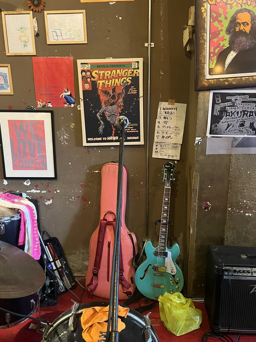 sally72227392's tweet photo. 昨日は小倉yes!ケバブレストランで

C'MONMUSIC8〜TOMOVSKY 60th anniversary party〜

いゃ〜！楽しかった〜！
暑かった〜！近かった〜♡
好きだった〜♡
「巨大なダムのありんこの穴」！！
嬉しかった！

ハヤトミルクティーパーティー
TOILET&amp;C'MON MUSICS
無茶苦茶楽しカッコよかった✨ https://t.co/HHMbE02F6z