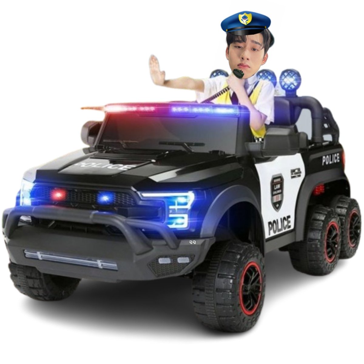 gzctrxx's tweet photo. แจกมีมครอบครัวคุรตำรวจ เผื่อเอาไว้เล่นกันนะฮะ 👮🏻🚨👮🏻‍♂️ https://t.co/Rt4bNGDxfR