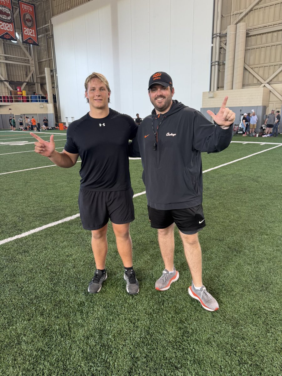 Jdorsey75's tweet photo. Had a great camp today at @CowboyFB. 
I won 6/6 run block 1v1s, all hand picked by coaches. 
@Coach_Crill 
@_TheCoachHarris 
@AndrewLee_CFB 
@BooneFeldt 
#TMRollsDEEP https://t.co/OcvgBDOOm2