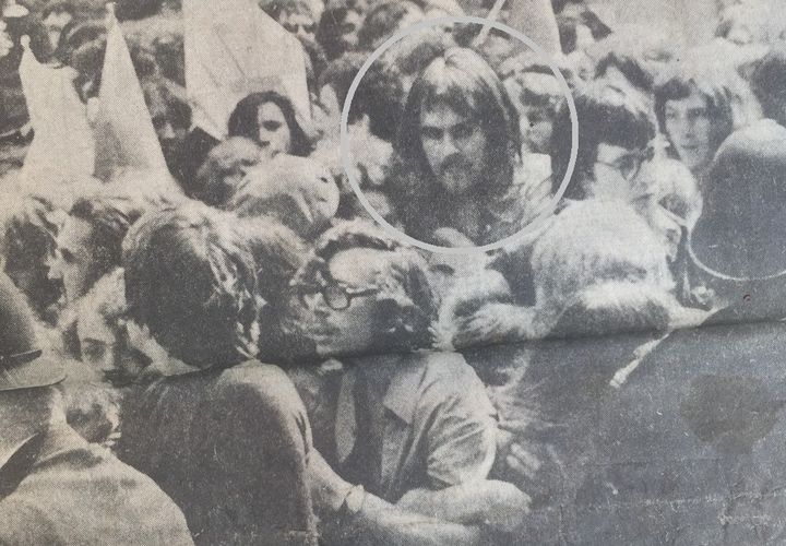 DemirerTemel's tweet photo. 15 Haziran 1974: 20 yaşındaki #Warwick Üniversitesi öğrencisi #KevinGately, #RedLionSquare'de faşist Ulusal Cephe (NF) karşıtı protestoda katledildi UNUTMA(DIK)
SAYGIYLA
#isyan #yaşasınkomünizm #DevrimcilerÖlümsüzdür #WorkersoftheWorldUnite #DevrimKahramanlarıOlumsuzdur #devrim https://t.co/XX1ZK2fEbl