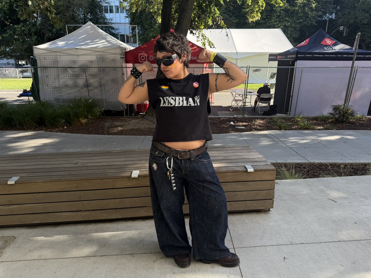 born2sinnn's tweet photo. #lesbian happy pride month! https://t.co/pEYL3ZMKiF