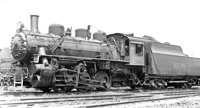 BeytienJoshua's tweet photo. Credit: Frank Ardrey collection 

#1930s #1940s #vintage #blackandwhitephotography #Steam #TRAIN #trains https://t.co/GEqecYtmyG