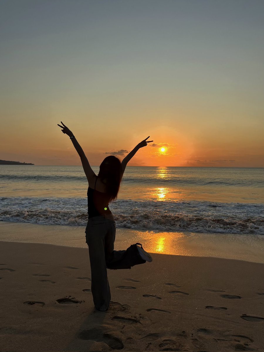 wonheebun's tweet photo. This is my "Pulang kampung".zip. ★₊⁺ that I wish  Hachu  will notice how beautiful  Bali  is. And Iam so proud to be called  Bali_Girl.❤︎︎ ࣪ ˖  May I show again in another holiday with me. Cee u! 💞 https://t.co/MWLvr0d2GJ