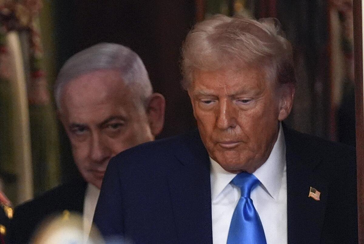 JLegurski's tweet photo. @CMShehbaz Netanyahu will bomb Iran &amp; fuck the whole deal up. If he doesn't, Ben Gvir &amp; Smotrich will dissolve the Israeli government &amp; force an election. Which he really doesn't want. He remains a wanted war criminal by the ICC, a peace deal doesn't change that, so he's not gonna stop. https://t.co/N8fterhAls