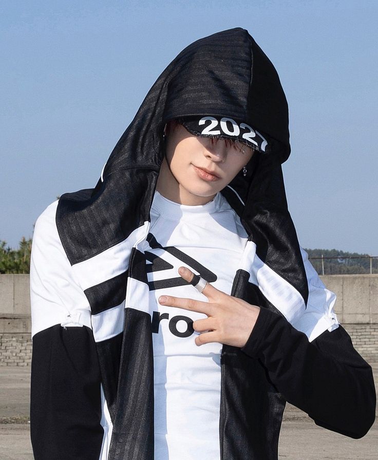 Xenhafli's tweet photo. Hello, I'm new here— With no followers as because I'm new sooo, If I drop tags it will count as Spam. I need to gain followers nd yeah I'm ot7 nd pro boycotter. So guys pls follow mee. https://t.co/UDBfKj1EbK