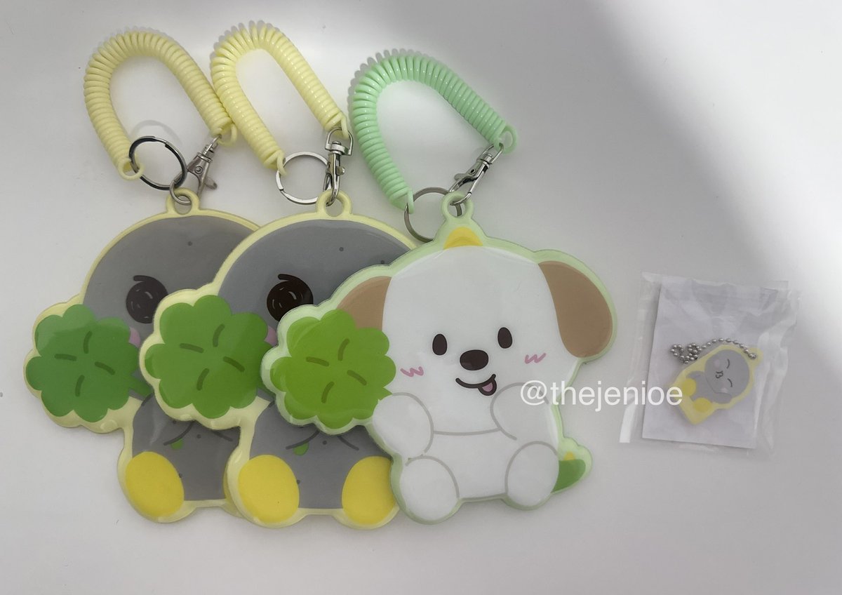 thejenioe's tweet photo. wts พร้อมส่ง! 🤎

♡ luggage tag moshi ดลลี่ ม่อง มองรยงงี่ 190
♡ กาชาปอง tokyo dome
magnet ดลลี่ อึนซอก ขวา 180

ค่าส่ง 40 สอบถามเพิ่มเติม dm นะคะ
#ตลาดนัดriize #ตลาดนัดน้องข้าว https://t.co/GjExI1frMV