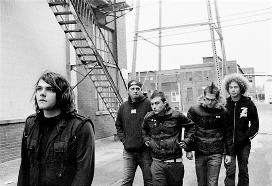 skeletoncrevvs's tweet photo. 11.11.2003
nyc.

ph: pieter m. vanhattem https://t.co/W4BSCXjZt7