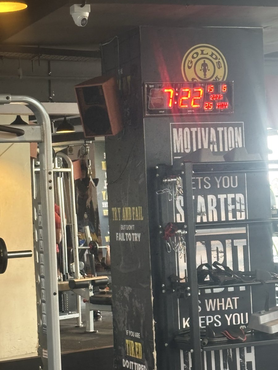 KarryInProduct's tweet photo. Morning Gym time (Monday Morning oversleeping so a little late) https://t.co/D6KVSbTFmD