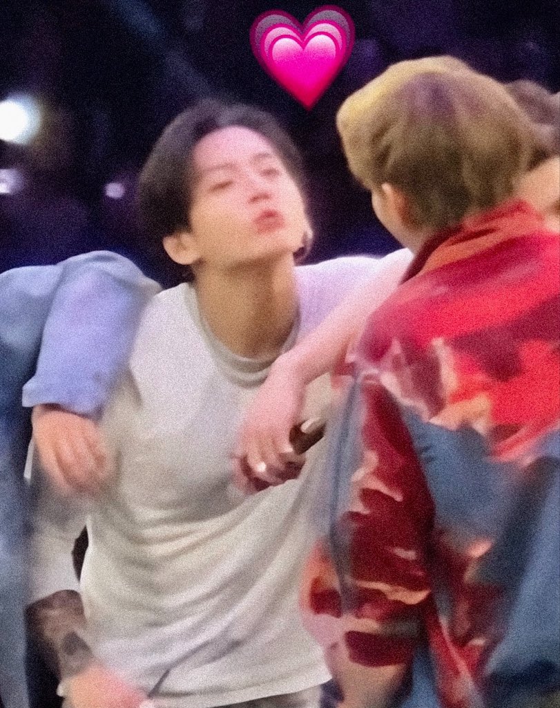 taekook 𑣲𝒌⁷ tweet media