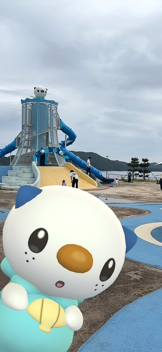 rta3776's tweet photo. ローダン兄貴に教えてもらって鳥羽のミジュマル公園行ってきた🐚
スナップショットでもミジュマル捕まえられたのでほくほく

それはそれとしてミジュマル公園結構遊具しっかりしててびっくりした https://t.co/ed9P8K1L2w