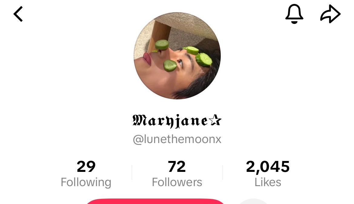 nurkoya's tweet photo. OLD USERNAME : lunethemoonx
NEW USERNAME : maryjuaneeeee

before ni follow dia sempat tengok repost dia bukan main ekk pasal pergi haji lah, tak sabar nak pergi concert BTS semua, scam orang rupanya. makan la duit haram tu ye 😤 https://t.co/r2I5DMde53