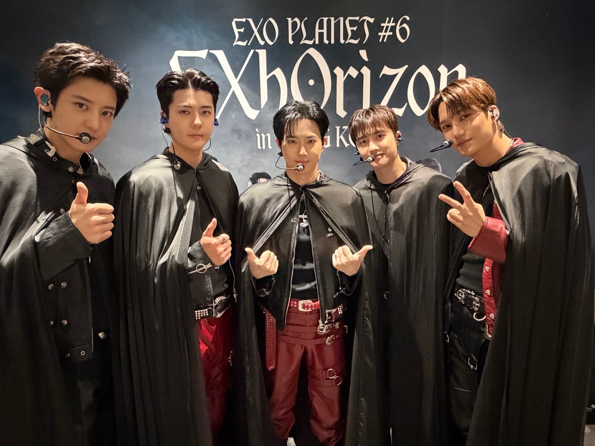 EXO tweet media