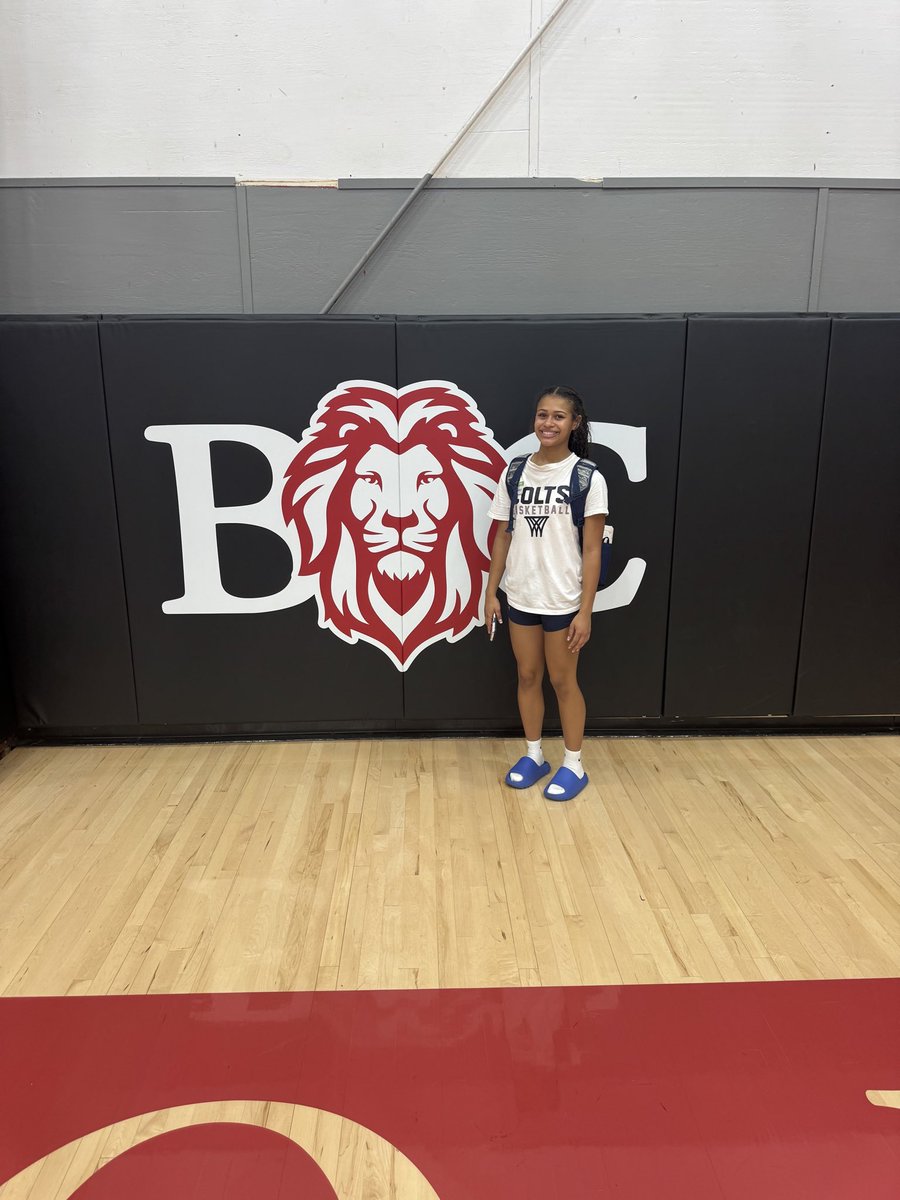 Greenlee_23's tweet photo. Thank you Coach @kassgaylor for a great experience at @Bryan_WBB camp! I got some great work in, always love getting better against good competition! https://t.co/MMvwrwkaJR