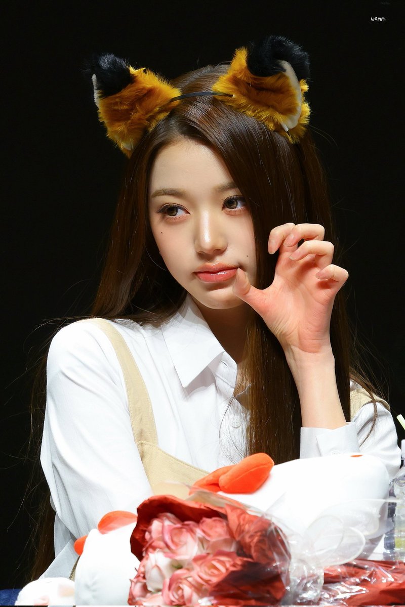 @LuckyVickyWonyoung tweet media