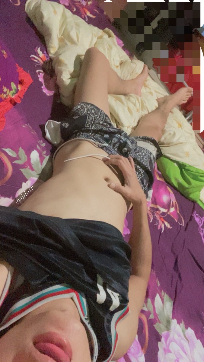 tiilasr's tweet photo. ថ្ងៃនេះ dek off ចង់ទៅផឹកនៅភ្នំក្រោម.🍻🌄🌿 https://t.co/Pn3L6fimRk