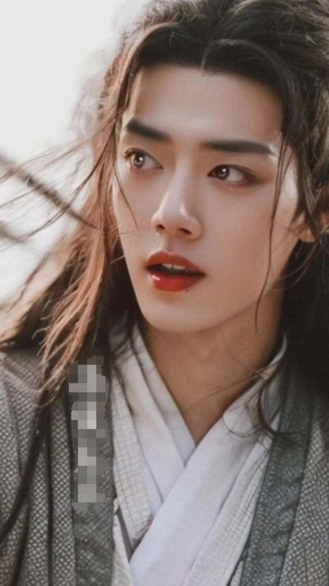 xiaozhan91_1005's tweet photo. 샤오잔 고장극 분장 합성으로 만든건데 ㄹㅇ 남신이 따로없음 https://t.co/1f40T2E4AD