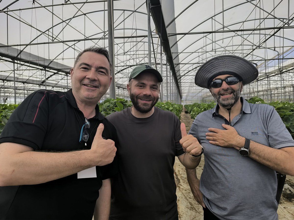 PROTECHMED57691's tweet photo. PROTECHMED Inception Camp concluded in Sicily with the workshop “Co-design of Technological Solutions for Sustainable Horticulture in the Mediterranean Region”

Read more 👉 https://t.co/btaEiBnEN0

#interreg #nextmed #protechmed #horticulture https://t.co/ivyQDZJdJc