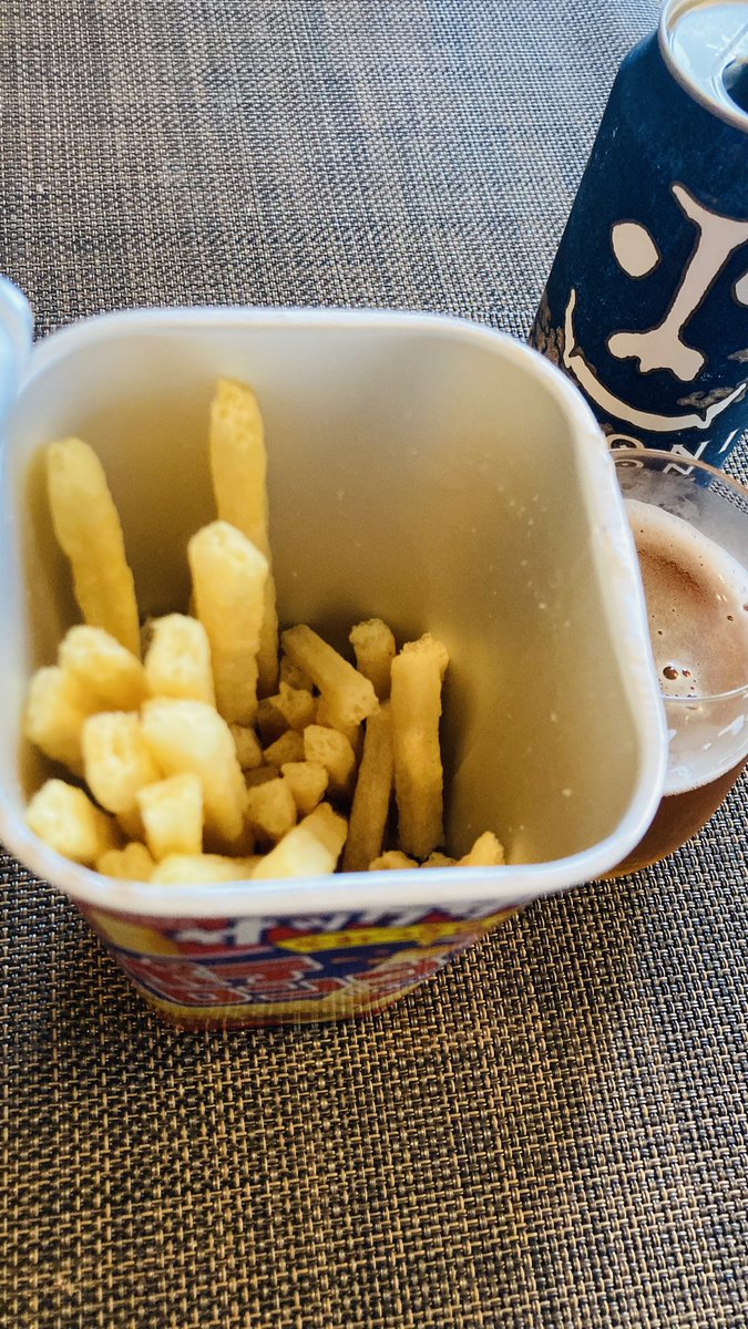 _35___'s tweet photo. オープンしたら

いつものポよりも少なく感じる🥲

#ポテロング https://t.co/aRbEo0lRqw