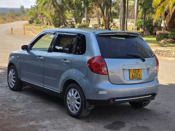 carmarketzim's tweet photo. JUST LISTED ON VerifyMota - Zimbabwe’s ultimate car marketplace 
✨ Recently Added
  MAZDA VERISA
$4700
+263775299165
View full specs, features &amp; more photos here:https://t.co/kzlDLxFOOw https://t.co/kyzW6HGLzs