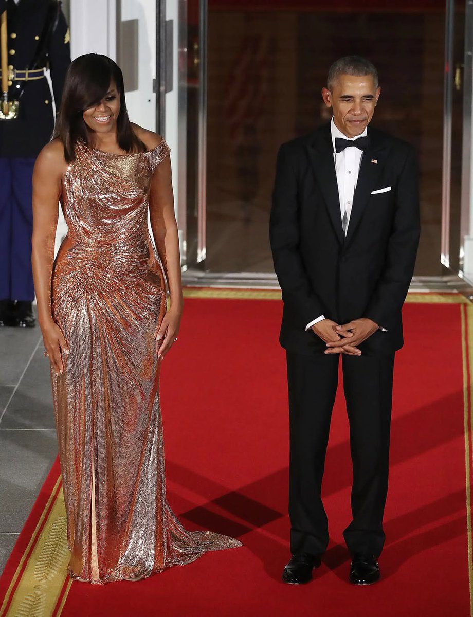 freakoutsideofx's tweet photo. I will NEVER forget how Michelle Obama ate this look up. &amp;&amp; Barack made this moment about HER. 😍 https://t.co/iDZxRXm0kY
