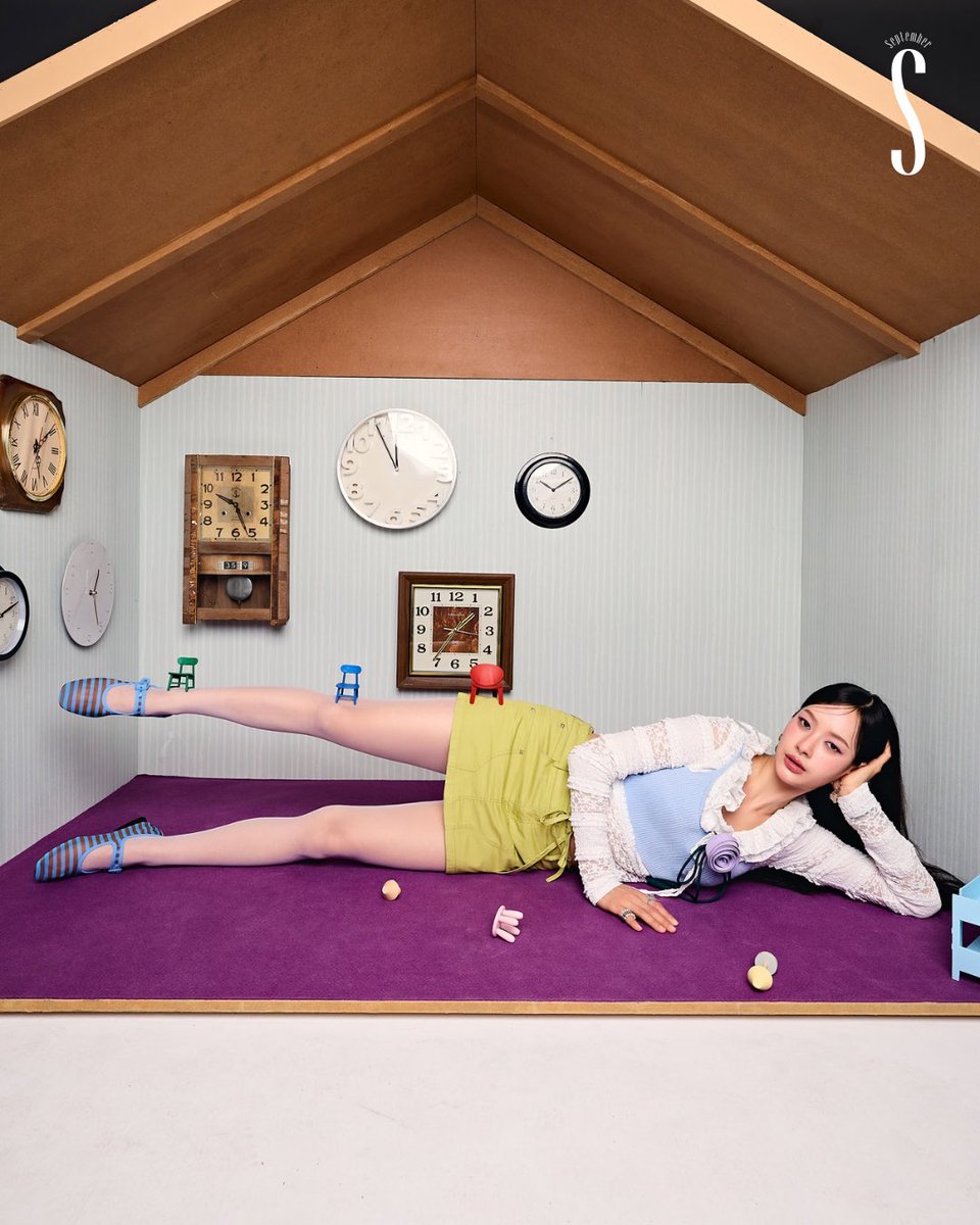 september_mag's tweet photo. มิ้ลค์ - พรรษา กับรองเท้า Camper ในรุ่น Casi Myra สีฟ้าสลับน้ำตาลลายทาง เฉดสีใหม่ประจำฤดูกาล Spring/Summer 2026 ภายใต้คอนเซปต์ ‘Doll House’ ที่นำมาตีความใหม่ เพื่อนำเสนอและสะท้อนตัวตนอย่างสร้างสรรค์

#MilkPansa 
#CamperThailand
#SeptemberMag https://t.co/4d3PWgNRhp