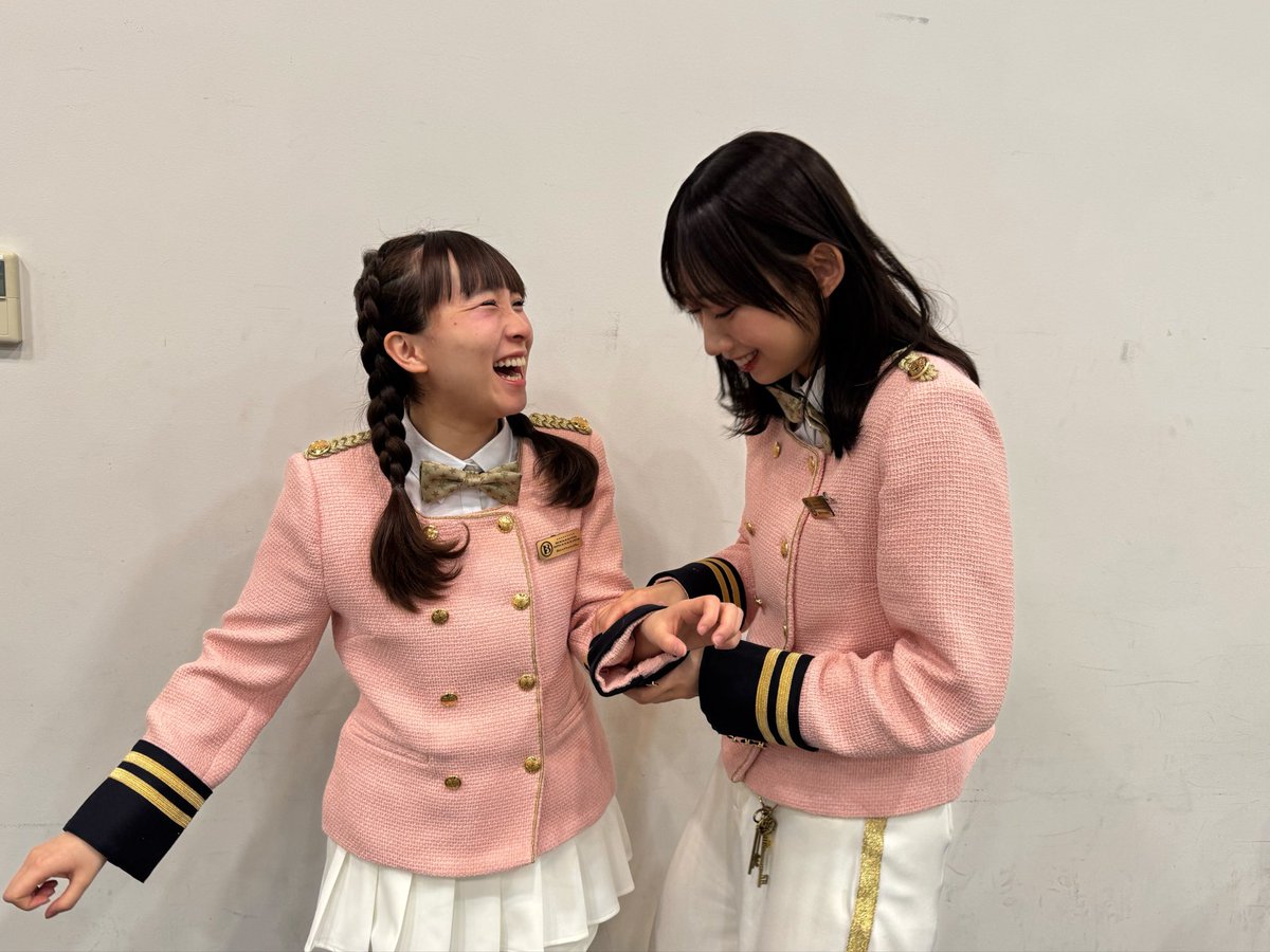 BEYOOOOONDS_'s tweet photo. 支え合い🌷

#ビヨのおすそわけ https://t.co/ENIJXPgohZ